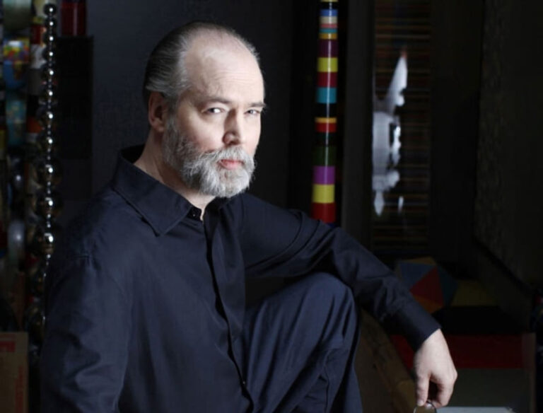 Douglas Coupland and the Future of Vancouver’s Utility Boxes: A Dive into V-Poles